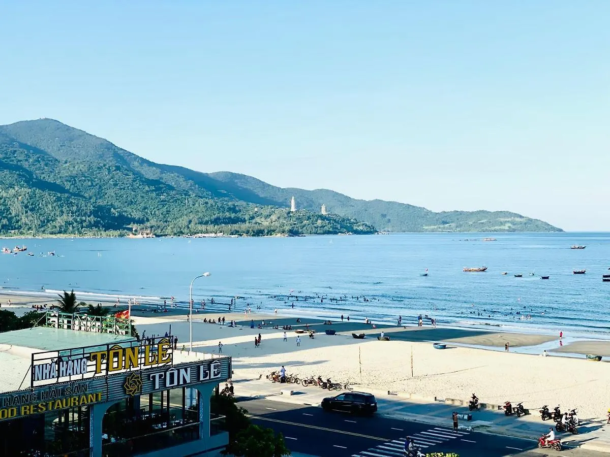 Aparthotel Anstay Beach Da Nang Vietnam