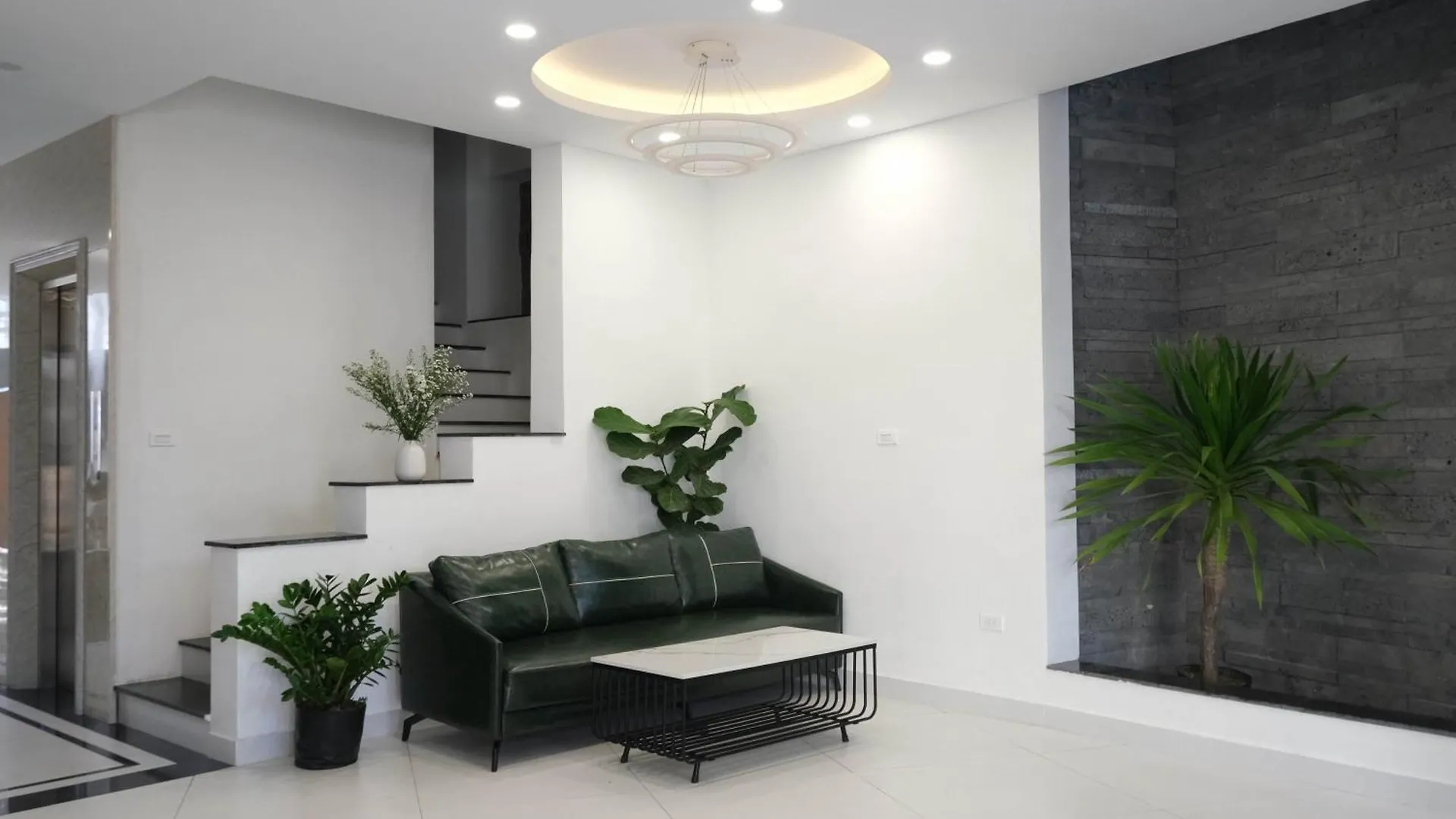 Aparthotel Anstay Beach Da Nang