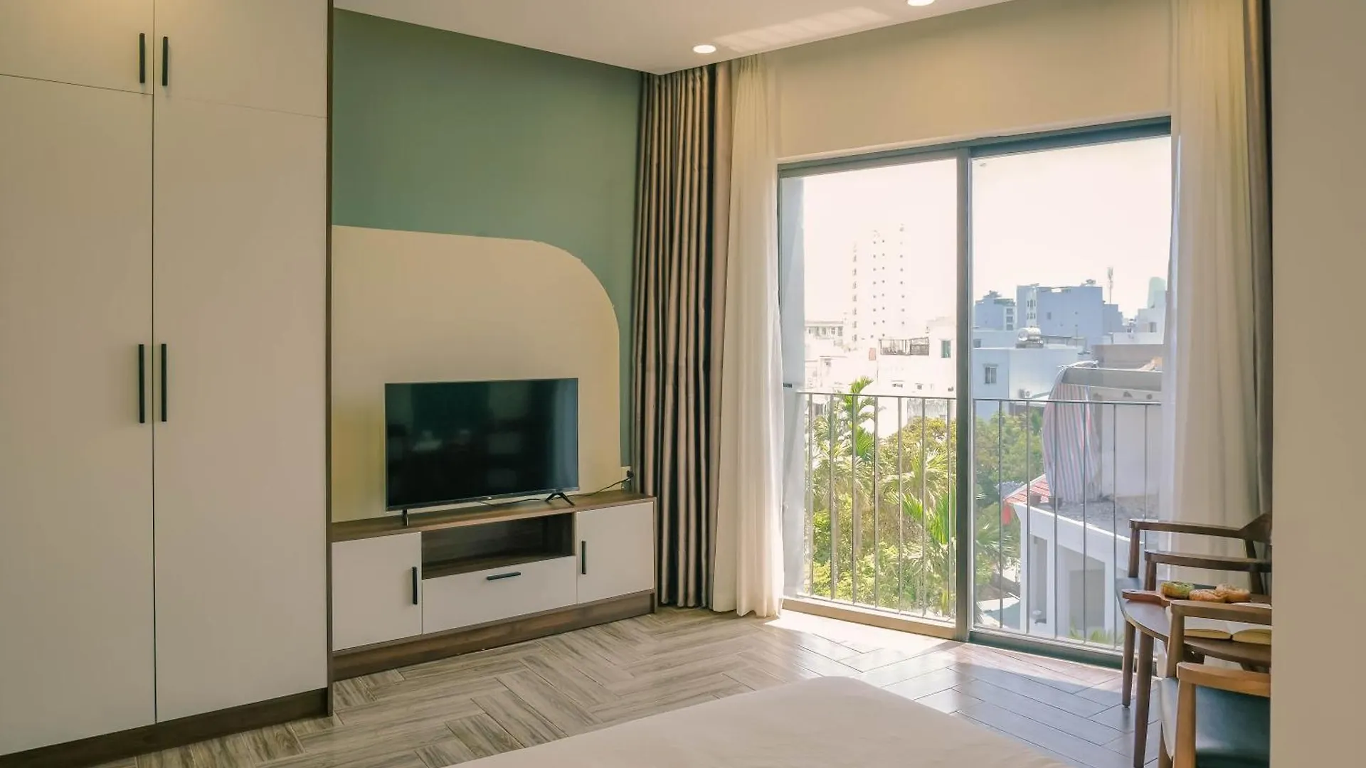 Anstay Beach Da Nang Aparthotel