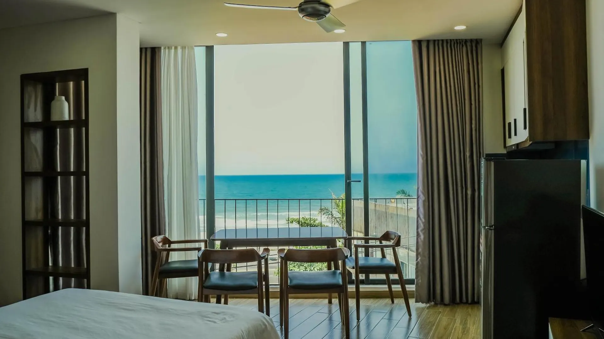 Anstay Beach Da Nang